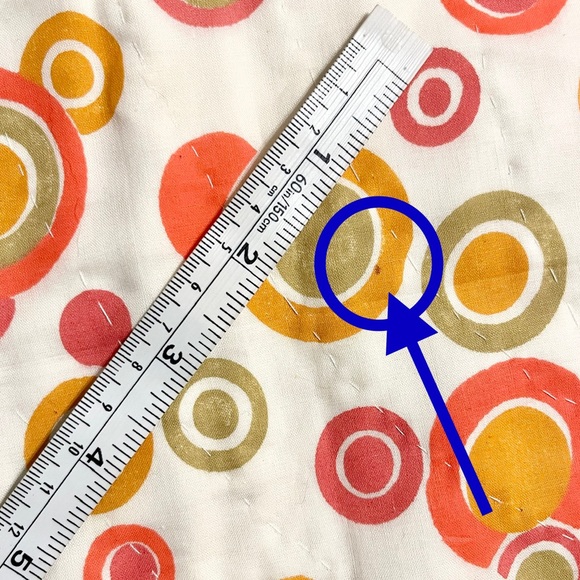 Beautiful Vintage Sunbonnet Sue Appliqued Floral Polka Dot Wall Hanging Quilt - Picture 10 of 16